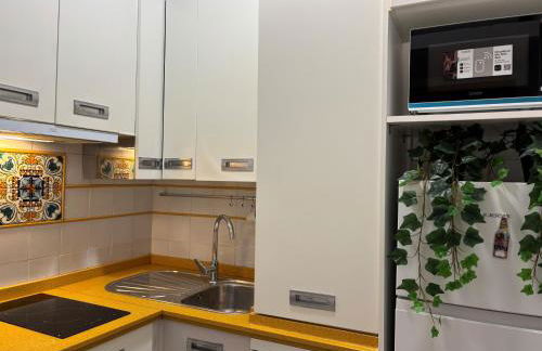 Bonito y muy fresco apartamento con patio privado - Foto 9