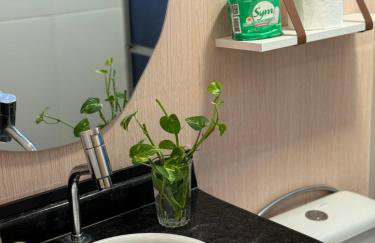 Apt completo climatizado Wi-Fi garagem coberta - Foto 16