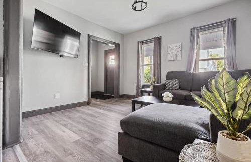 Quiet 3BR Vacation Spot-Minutes to Niagara Falls USA - Foto 19