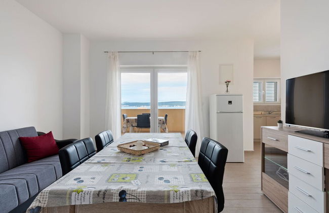 Simplistic Apartment in Neviđane with Balcony - Foto 15