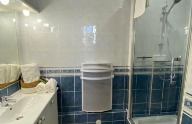 Appartement luxueux rénové avec balcon & garage - Foto 8