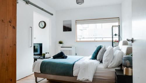 Bright 2-Bedroom Apartment with Scenic Balcony Views - Foto 5, towels