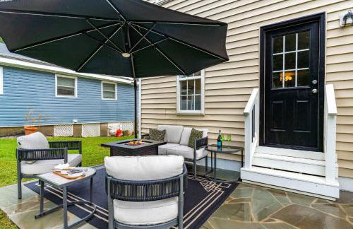 Raleigh Retreat w Fire Pit Patio & Workspace - Foto 32