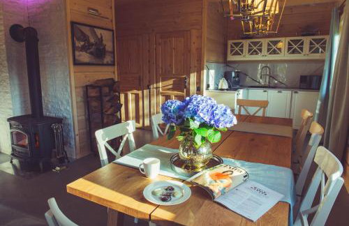 SeaUSasino - Luksusowe Drewniane Domy z Kominkami - Foto 12