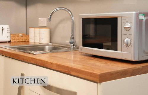 Modern City Centre Apartment in Central Hub - Foto 17