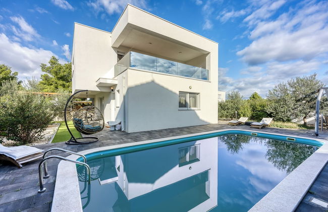 Amazing Pool Villa Nika - Foto 1