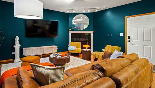 Pool Table, PingPong, Arcade, 2-Car Parking, 3 Floors - Foto 2