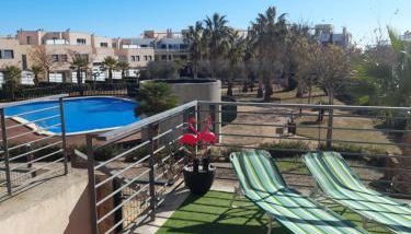 Piso de lujo THE HAPPY PLACE - descansar y trabajar en Golf Panoramica para 4 pers - internet fibra GRATIS - Foto 1, sunbed