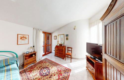 Villa con piscina e giardino a due passi dal mare. - Foto 15