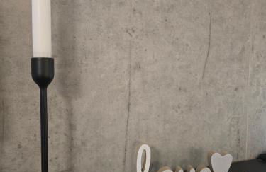 zentrale Design-Ferienwohnung mit Balkon und Stellplatz in Karlsruhe - APOLONIAliving - Foto 12