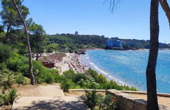Apartmento en Primera línea de Mar, vistas al Mar y Piscina - Foto 33