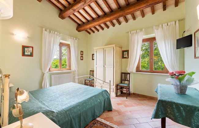 Beautiful Villa in Belforte All'isauro With Swimming Pool - Foto 20