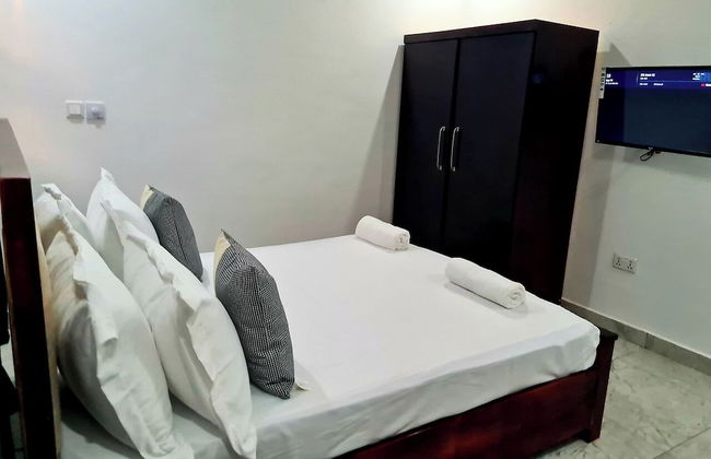 Beautiful Quiet & Cozy Close to Highway - Foto 3