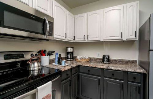 Crimson Tide Cottage- 2 King Beds- 2 5 miles to UA - Foto 17