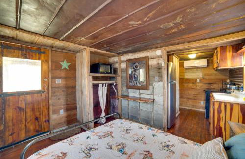 Couples Getaway with Ranch Views - Near Lavon Lake! - Foto 13