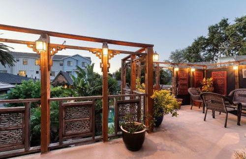 Artist Haven Meets Bali-esque Pool And Garden - Foto 24