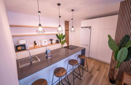 Apartasuites Royal Zahara, Máximo confort con vistas al mar - Photo 37