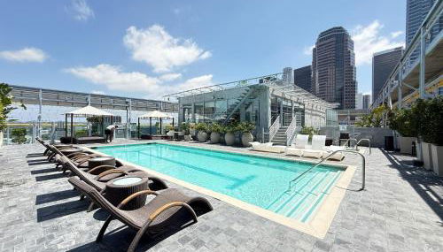 Modern 2BR Loft with Luxury Amenities - 109 - GL - Foto 2, sunbed