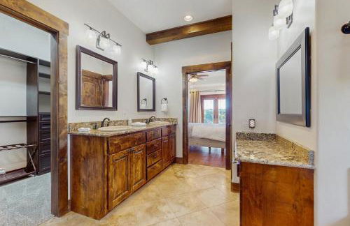 Spicewood Sunset Lake Villa - Foto 16