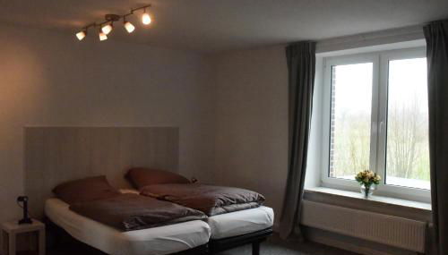 Großzügige Wohnung auf Resthof - Foto 3