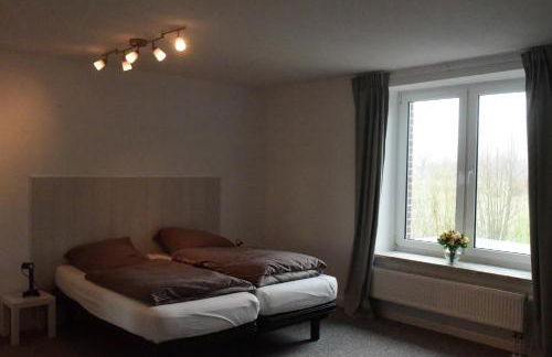 Großzügige Wohnung auf Resthof - Foto 3