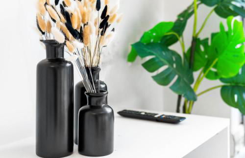 Three Bed House - Parking - Garden - Fast Wi-Fi 19LL - Foto 41