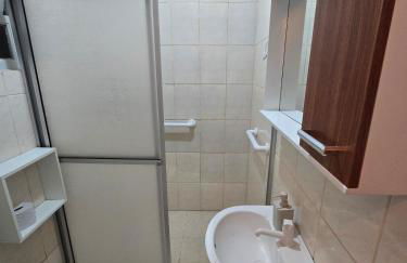 Ótimo apartamento com ampla sacada e vista pro mar - Foto 27