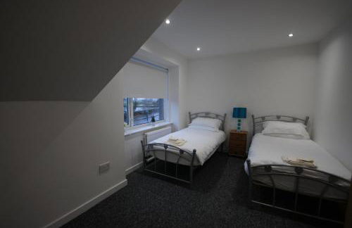 Loch Lomond Riverside Apartment - Photo 20