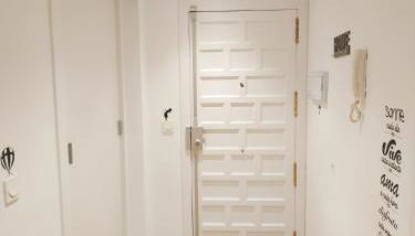 Apartamento Cruise Views - Photo 4, Lobby or reception