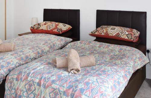 Solent Charm - Photo 9