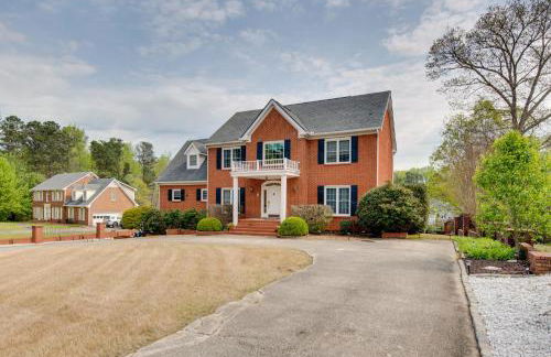 Douglasville Lake Home with Private Pool and Gazebo! - Foto 2