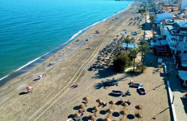 Beachfront Apartment Sabinillas - Photo 18