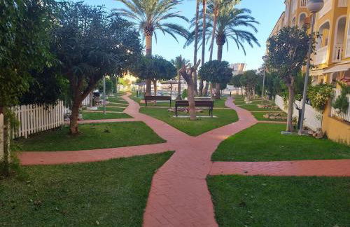 Apartamento con piscina y pista de tenis a un paso de la playa - Photo 1