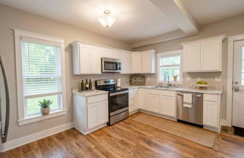 Sweet Cottage near Downtown DSM - Foto 12