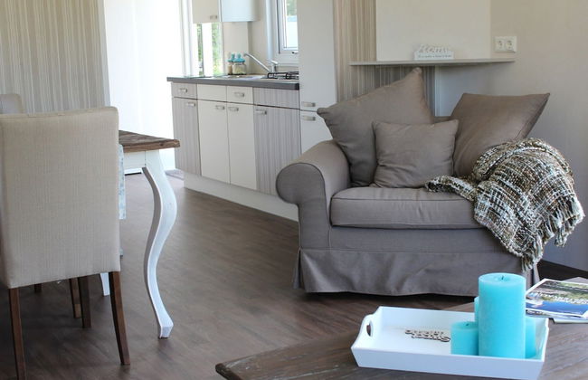 Tidy Furnished Chalet 1 km From a National Park - Foto 6