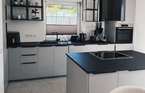 Premium Ferienwohnungen mit Garten-Terrasse-Grill-WiFi-Parkplatz-Baby-Kinder-Bostalsee - Foto 7