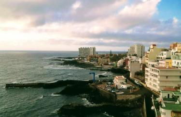 Beautiful oceanfront studio with private parking - Foto 31