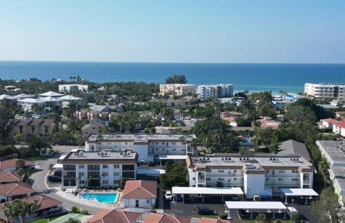 2 bed 2 bath centrally located on Siesta Key - Foto 49