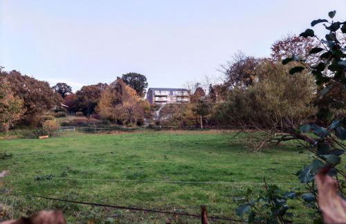 Neubau-Ferienwohnung mit Panorama-Seeblick - Foto 8