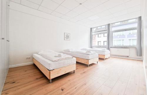 Tolstov Apartments - City Center Apartments with 5 Rooms - 10 Min Messe DUS - Foto 16
