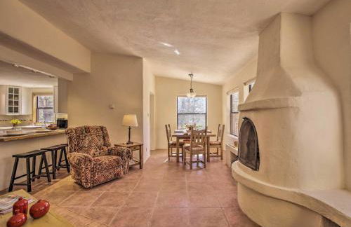 Artists Retreat with Pecos National Park Views! - Foto 4