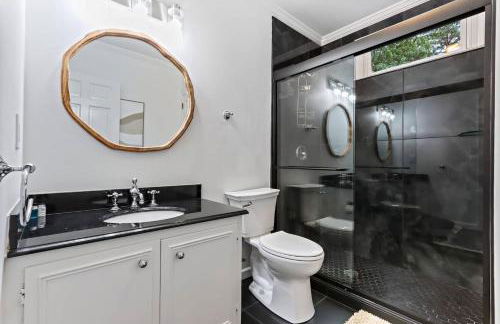 Luxe, Cozy, Buckhead 4BD35, private Sleeps 8, - Foto 37