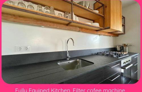 Full Relaxation - Private Villa - Sea View - Stunning Garden - 2 Terraces - 2 Bedrooms - Wifi - Parking - Washing Machine - Foto 13