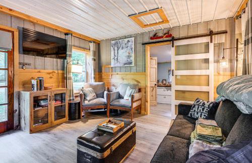 Lake Access and Kayaks Gladwin Cottage Near Golfing - Foto 1