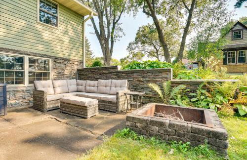 Waterfront Lake Wissota Retreat Dock and Deck! - Foto 1