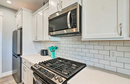 Ocean Shores Getaway with Fireplace and Hot Tub! - Foto 8