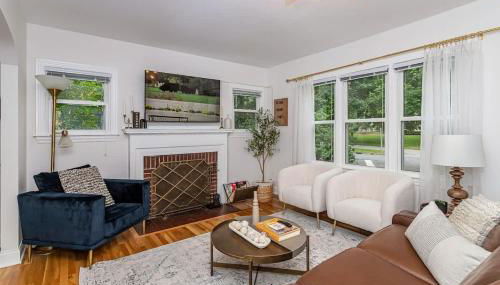 3 bed 2 bath-Walk to Jack Trice Stadium - Foto 1