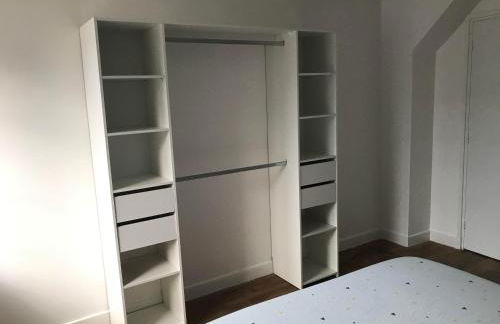 Gîte Manava - grande maison avec jardin en centre ville - Foto 10