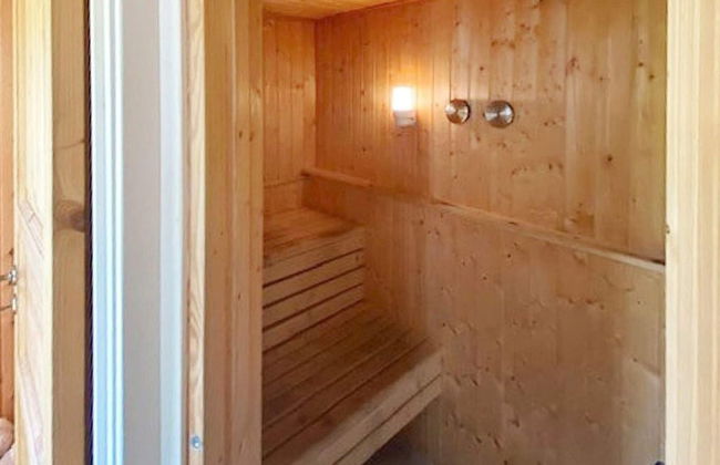 6 Person Holiday Home in Maloy - Foto 6