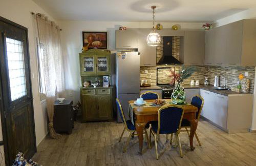 Λευκό γιασεμί - Νέες Παγασές Βόλος - Photo 6